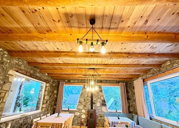 Guesthouse Dritan Tethorja