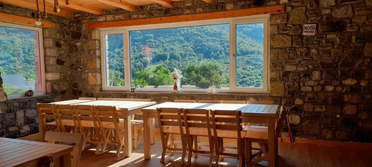 Dritan Tethorja Maison d'hôtes 4*